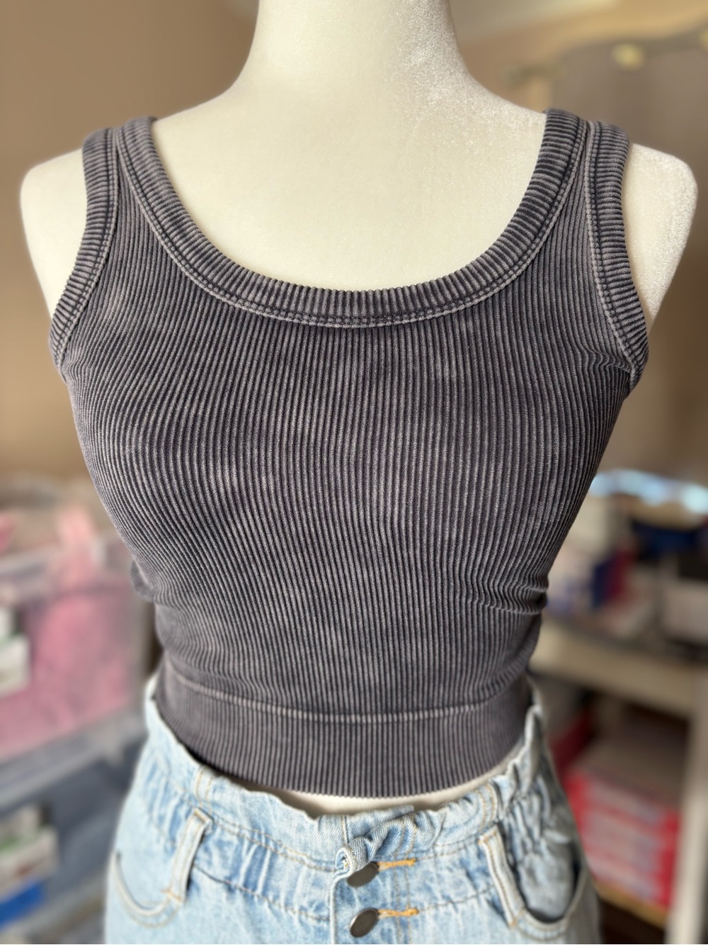 Ribbed Scoop Zenana Crop Tank